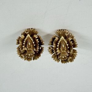 Crown Trifari Vintage Gold Tone Layered Flower Clip-On Earrings Peony 1”